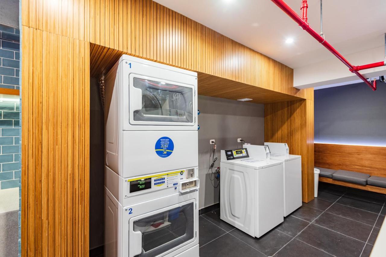リマTrendy Host Alta, San Isidroアパートメント エクステリア 写真
